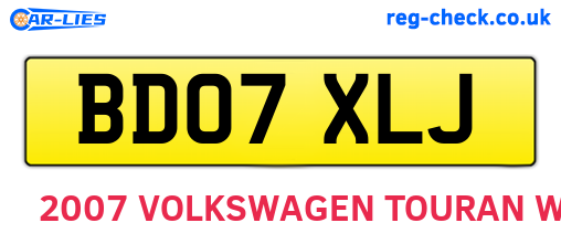 BD07XLJ are the vehicle registration plates.
