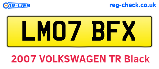 LM07BFX are the vehicle registration plates.