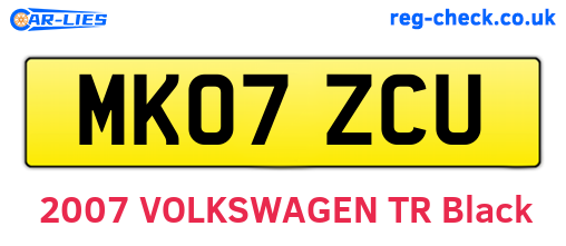 MK07ZCU are the vehicle registration plates.