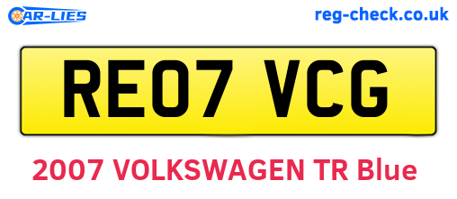 RE07VCG are the vehicle registration plates.