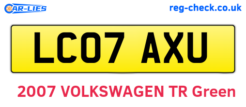 LC07AXU are the vehicle registration plates.