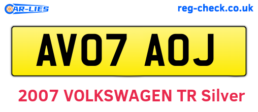 AV07AOJ are the vehicle registration plates.