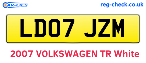 LD07JZM are the vehicle registration plates.
