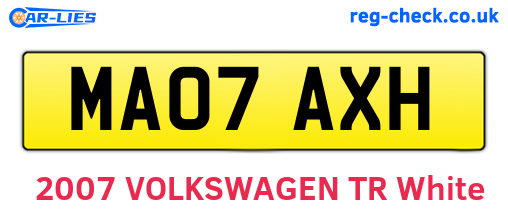 MA07AXH are the vehicle registration plates.