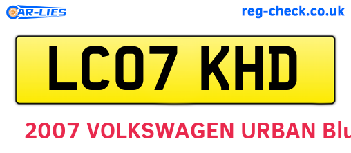 LC07KHD are the vehicle registration plates.