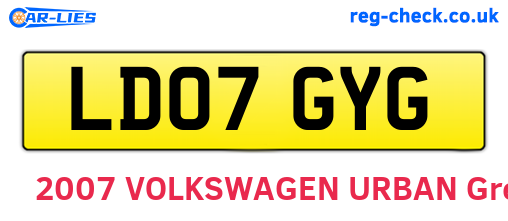 LD07GYG are the vehicle registration plates.