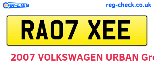 RA07XEE are the vehicle registration plates.