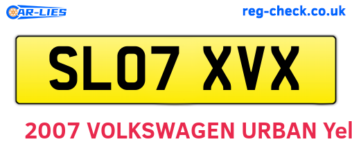 SL07XVX are the vehicle registration plates.