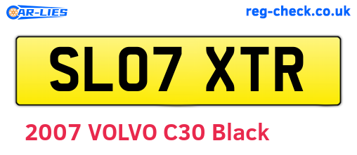 SL07XTR are the vehicle registration plates.