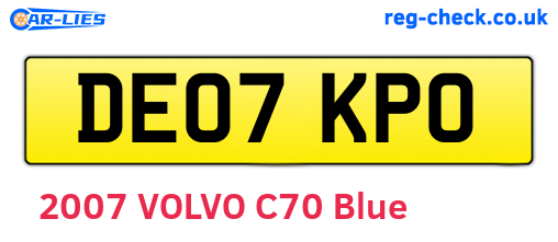 DE07KPO are the vehicle registration plates.