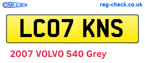 LC07KNS are the vehicle registration plates.