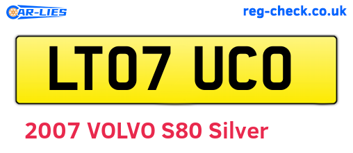 LT07UCO are the vehicle registration plates.