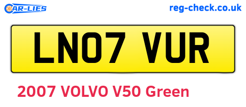 LN07VUR are the vehicle registration plates.