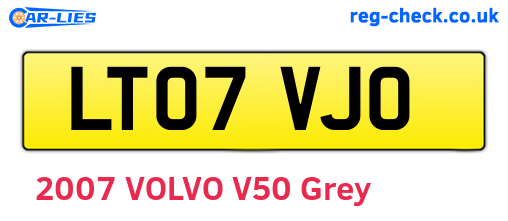 LT07VJO are the vehicle registration plates.