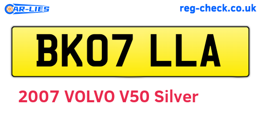 BK07LLA are the vehicle registration plates.