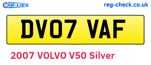 DV07VAF are the vehicle registration plates.