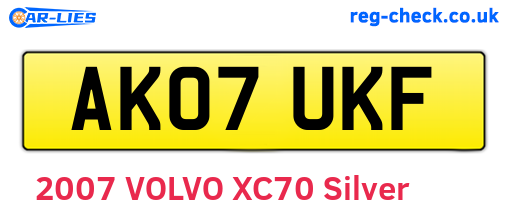 AK07UKF are the vehicle registration plates.