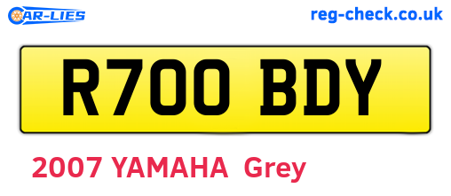 R700BDY are the vehicle registration plates.