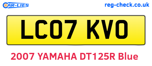 LC07KVO are the vehicle registration plates.