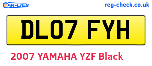 DL07FYH are the vehicle registration plates.