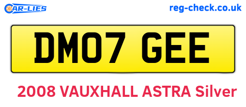 DM07GEE are the vehicle registration plates.