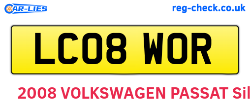 LC08WOR are the vehicle registration plates.