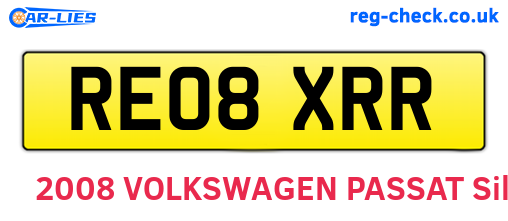 RE08XRR are the vehicle registration plates.