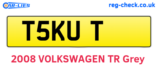 T5KUT are the vehicle registration plates.