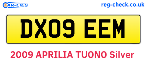 DX09EEM are the vehicle registration plates.