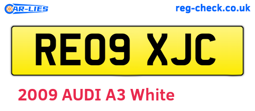 RE09XJC are the vehicle registration plates.