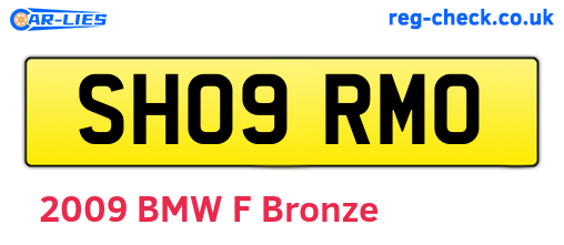 SH09RMO are the vehicle registration plates.