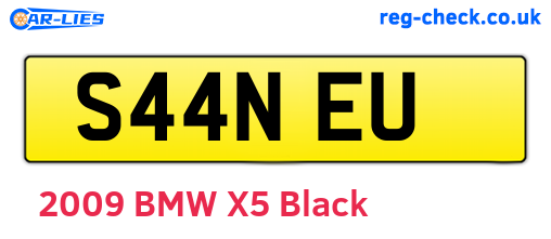 S44NEU are the vehicle registration plates.