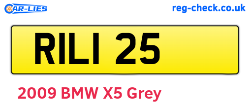 RIL125 are the vehicle registration plates.