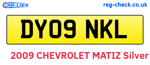 DY09NKL are the vehicle registration plates.