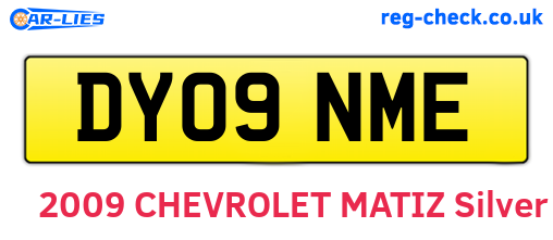 DY09NME are the vehicle registration plates.
