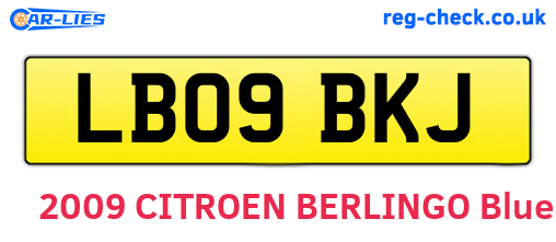 LB09BKJ are the vehicle registration plates.