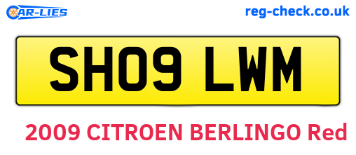 SH09LWM are the vehicle registration plates.