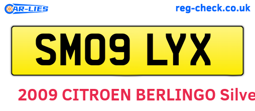 SM09LYX are the vehicle registration plates.