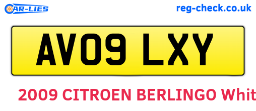AV09LXY are the vehicle registration plates.