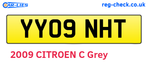 YY09NHT are the vehicle registration plates.