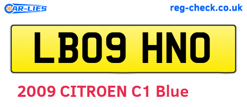 LB09HNO are the vehicle registration plates.