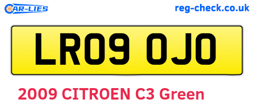 LR09OJO are the vehicle registration plates.