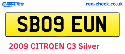 SB09EUN are the vehicle registration plates.