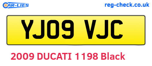 YJ09VJC are the vehicle registration plates.