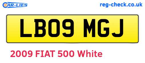 LB09MGJ are the vehicle registration plates.