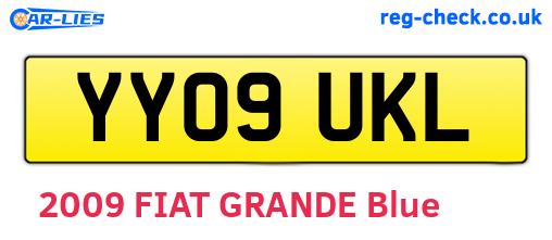 YY09UKL are the vehicle registration plates.