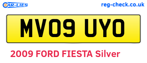MV09UYO are the vehicle registration plates.