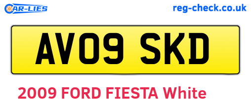 AV09SKD are the vehicle registration plates.