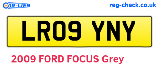 LR09YNY are the vehicle registration plates.