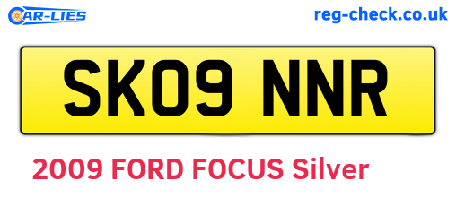 SK09NNR are the vehicle registration plates.